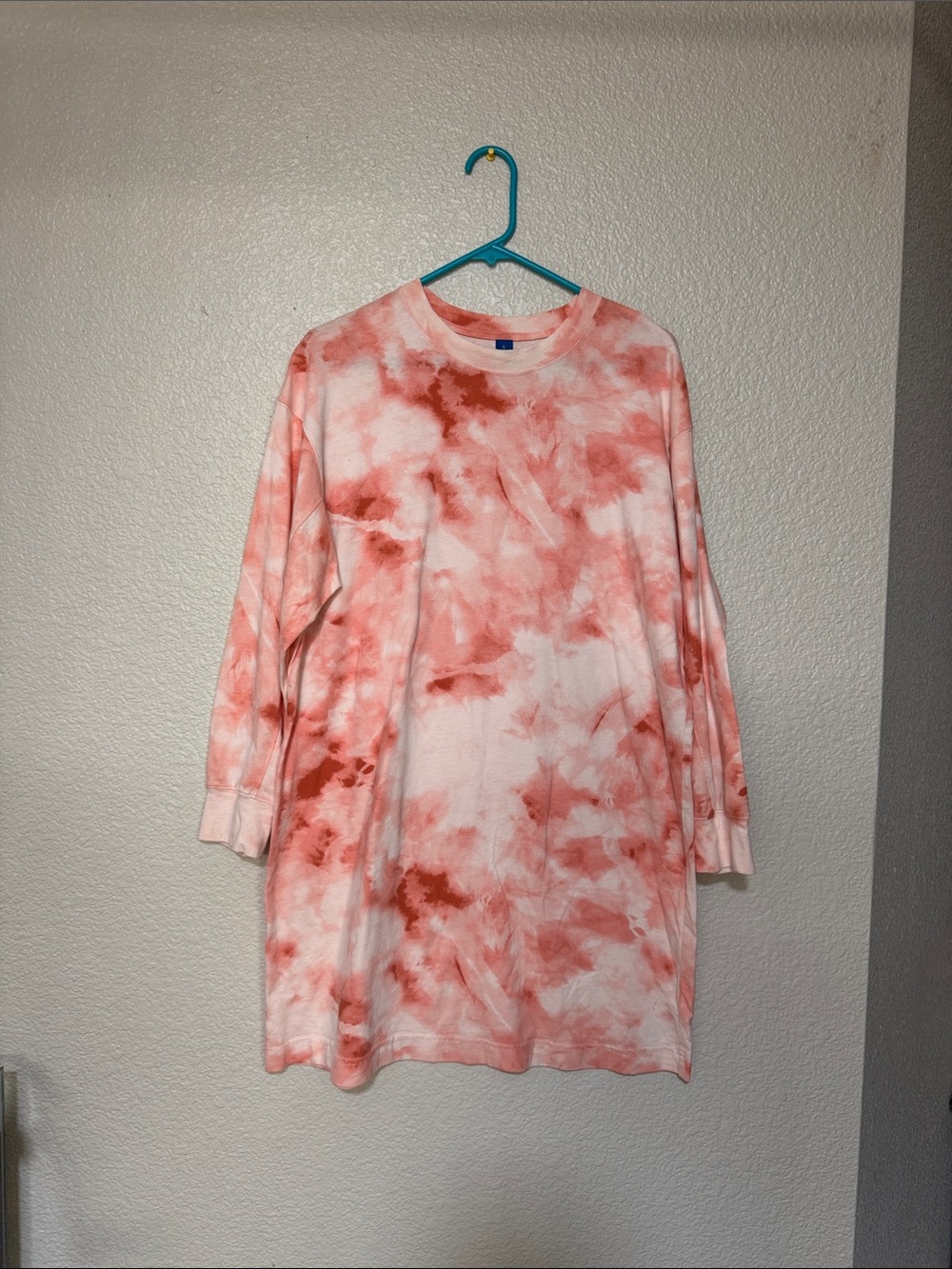 Old Navy Coral and White Tie-Dye Tee Dress